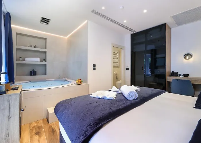 Ribica Luxury Oda ve Kahvaltı 4*